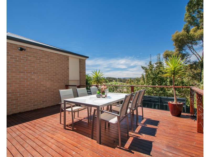 34a BIMBADEEN Drive, Mooroolbark VIC 3138