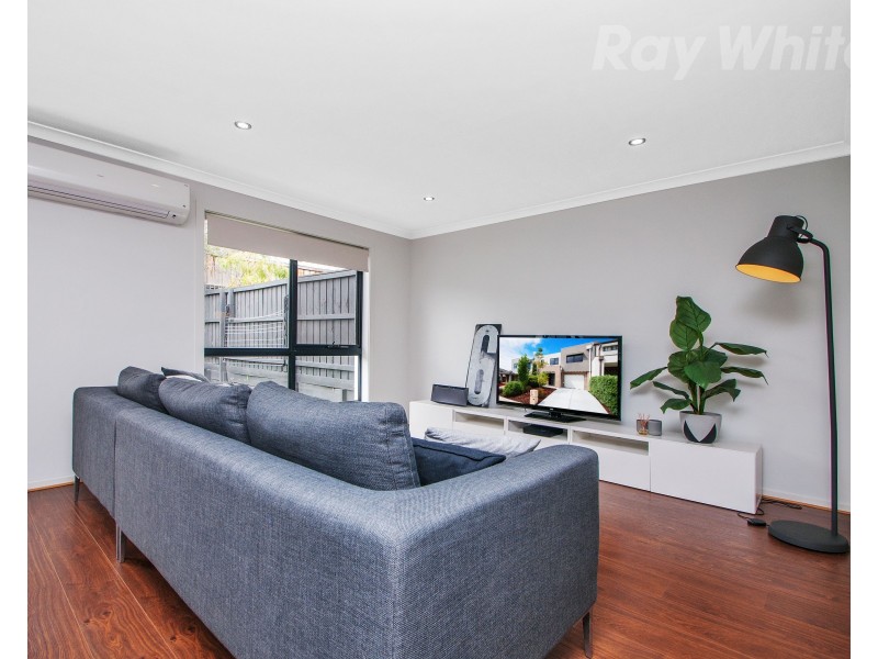 22 Evans Drive, Croydon VIC 3136