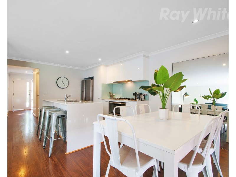 22 Evans Drive, Croydon VIC 3136