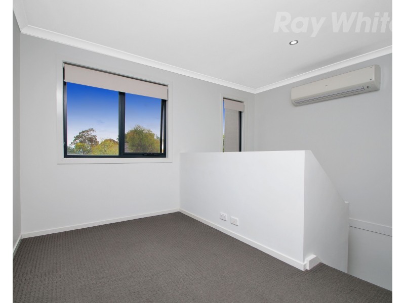 22 Evans Drive, Croydon VIC 3136