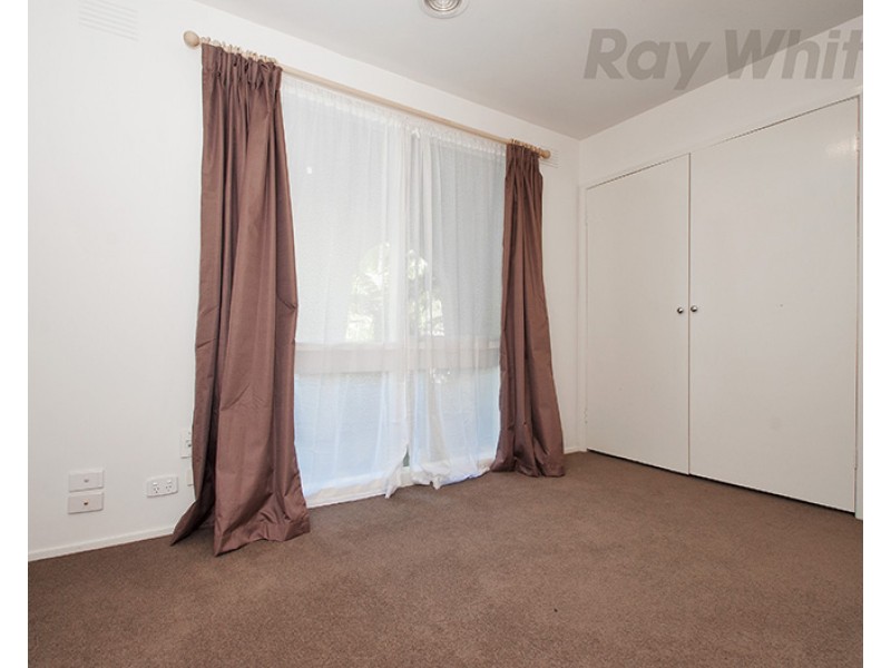 1 EMORA Street, Croydon VIC 3136