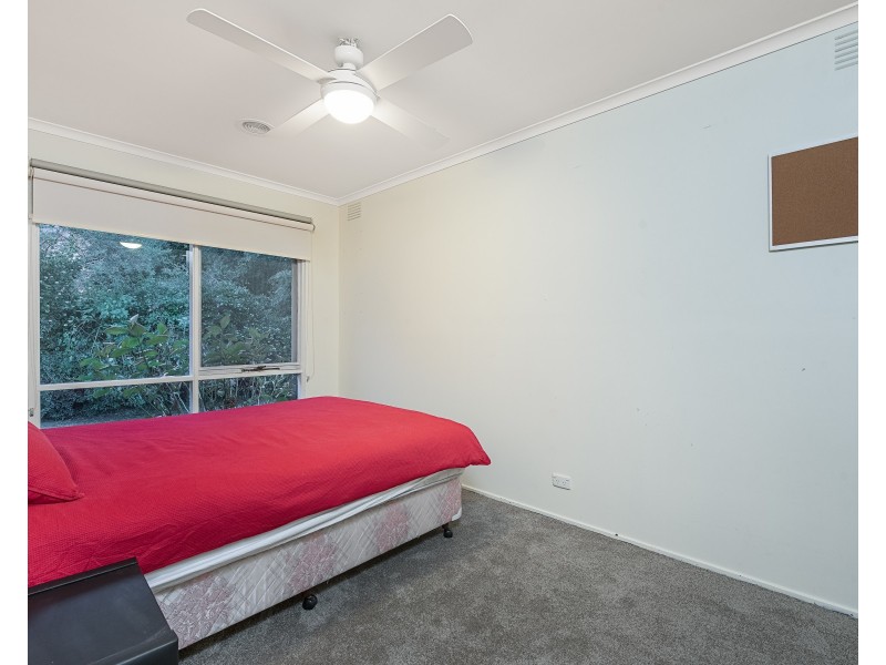 1/42 RONALD Road, Croydon VIC 3136