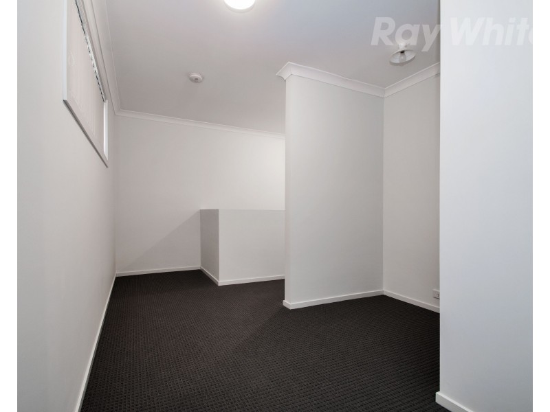 24 EVANS Drive, Croydon VIC 3136