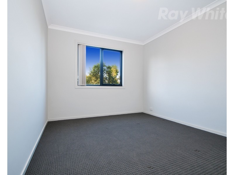 24 EVANS Drive, Croydon VIC 3136