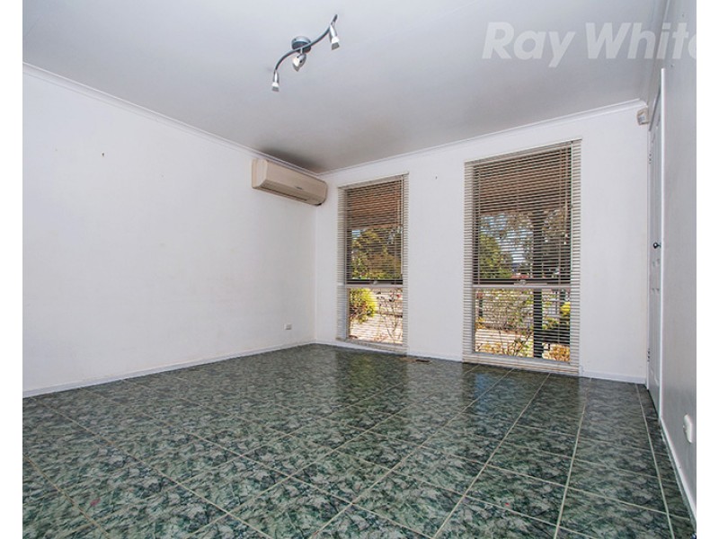 2 DARGO Close, Croydon Hills VIC 3136