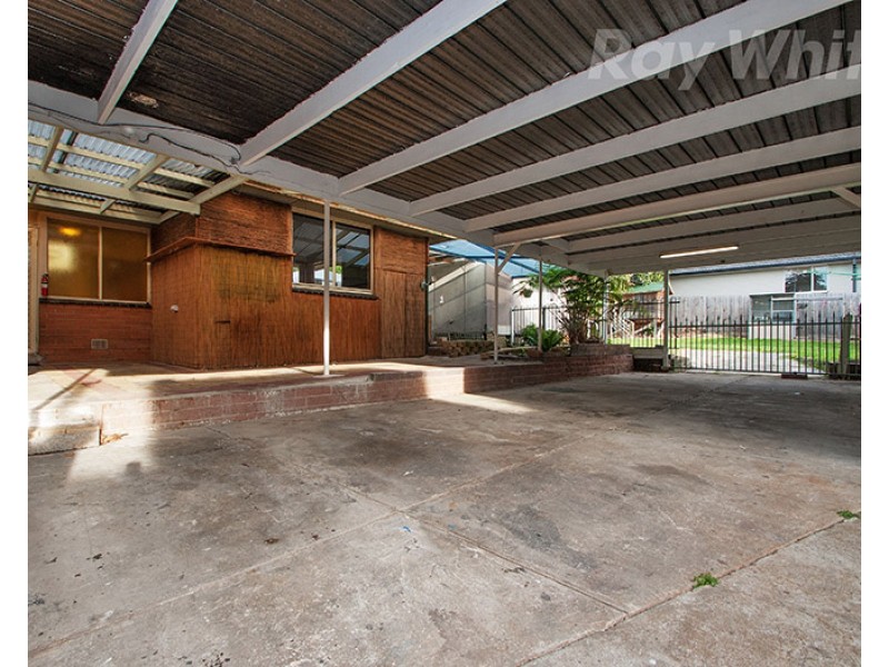 34 Broughton Avenue, Croydon VIC 3136