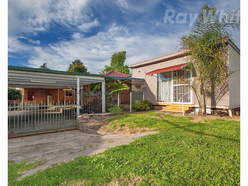 34 Broughton Avenue, Croydon VIC 3136