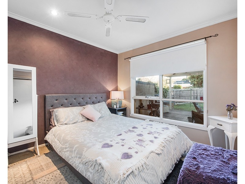 46 Lomond Avenue, Kilsyth VIC 3137