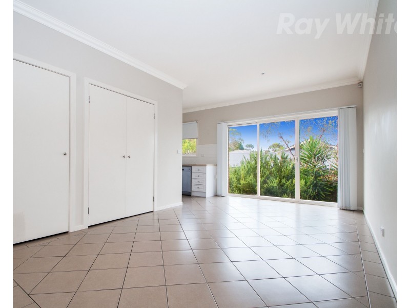2/4 HUMBER Road, Croydon North VIC 3136