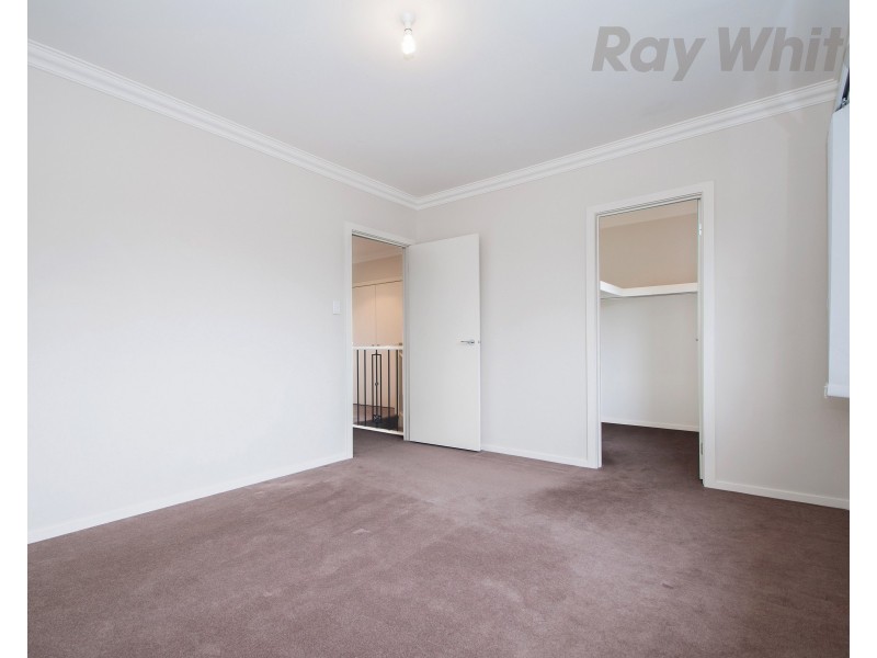 2/4 HUMBER Road, Croydon North VIC 3136