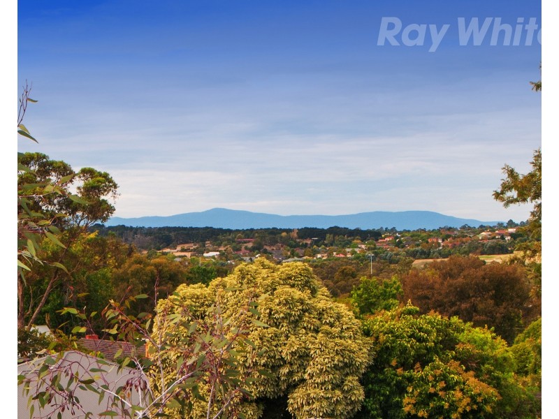 2/4 HUMBER Road, Croydon North VIC 3136