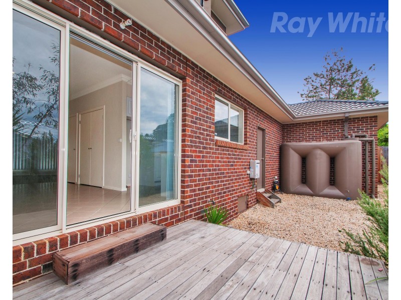 2/4 HUMBER Road, Croydon North VIC 3136