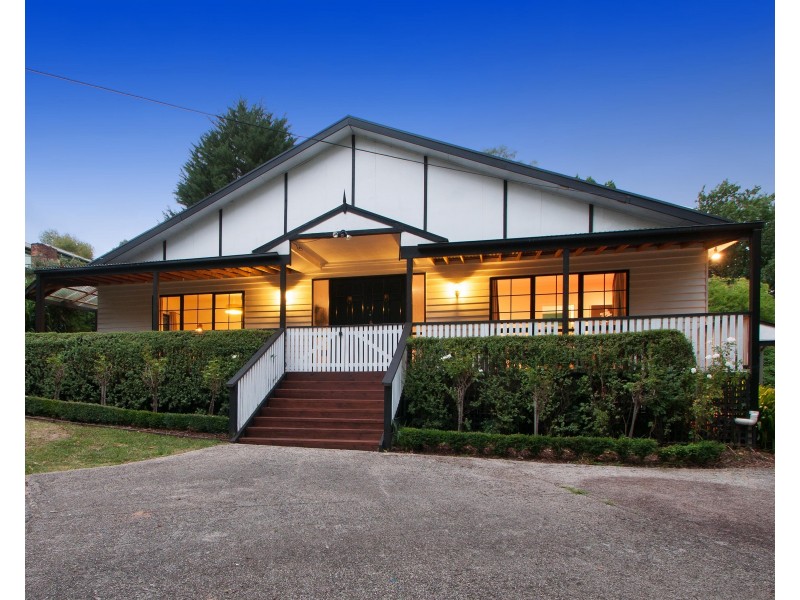 27 Lindisfarne Avenue, Croydon VIC 3136