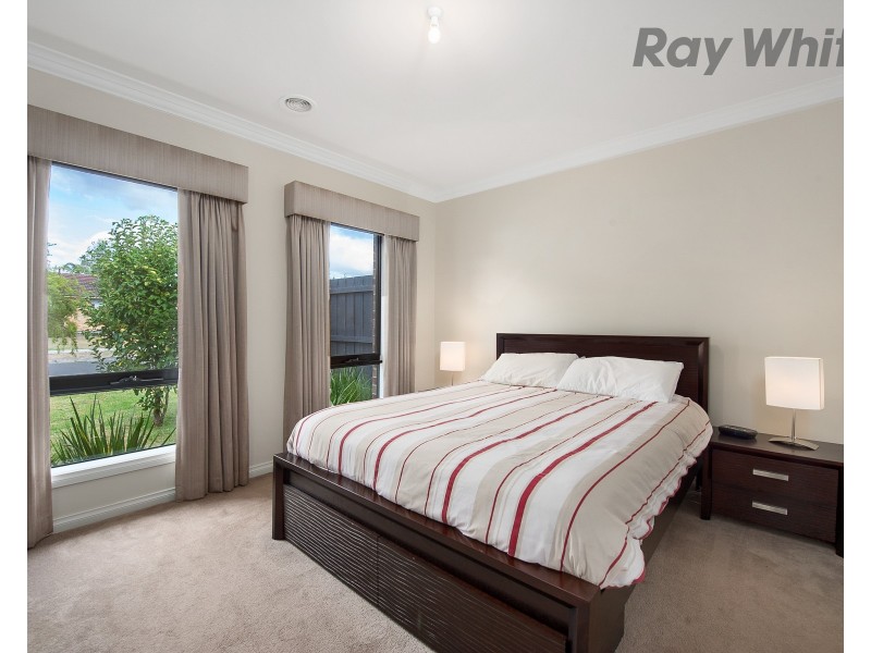 32 LANCASTER Road, Mooroolbark VIC 3138