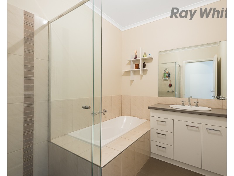 32 LANCASTER Road, Mooroolbark VIC 3138