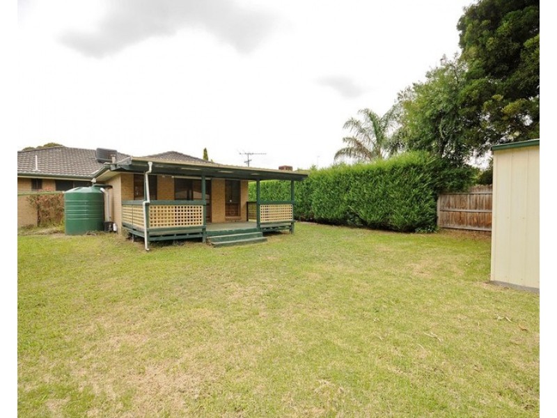 9 LARISSA Court, Croydon VIC 3136