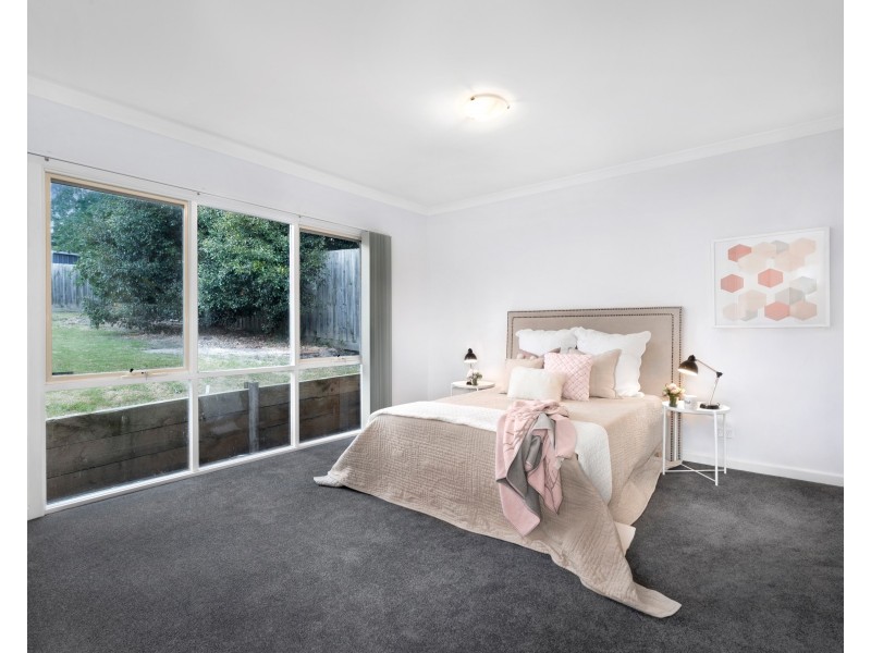 23 Rotherwood Avenue, Ringwood East VIC 3135