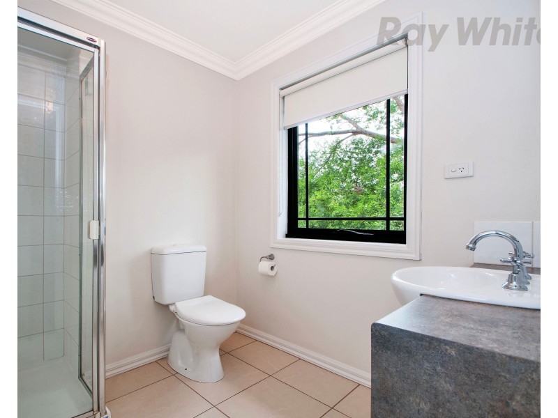 1/52 DORSET Road, Croydon VIC 3136