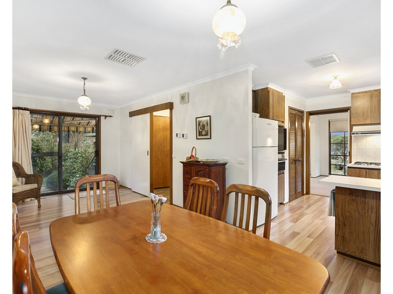 3 DALEHEAD Court, Croydon Hills VIC 3136