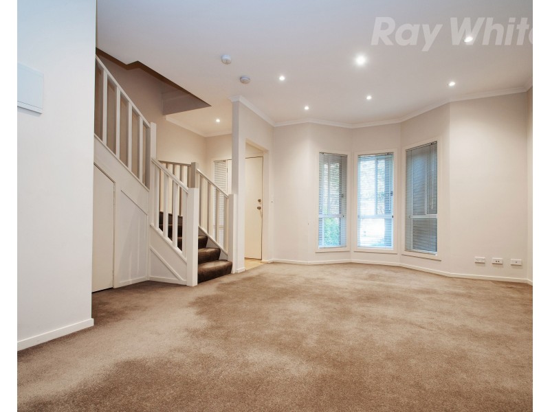 U66/13-15 Hewish Road, Croydon VIC 3136