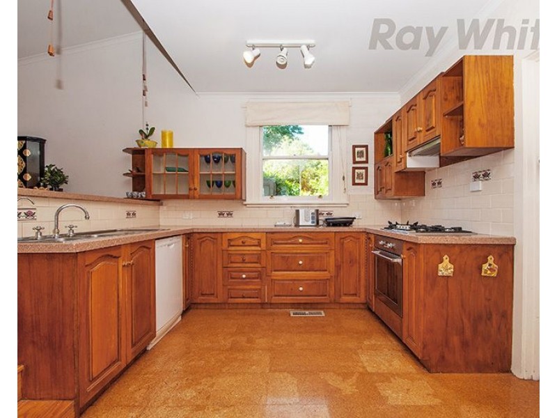 3 WARRIEN Road, Croydon North VIC 3136