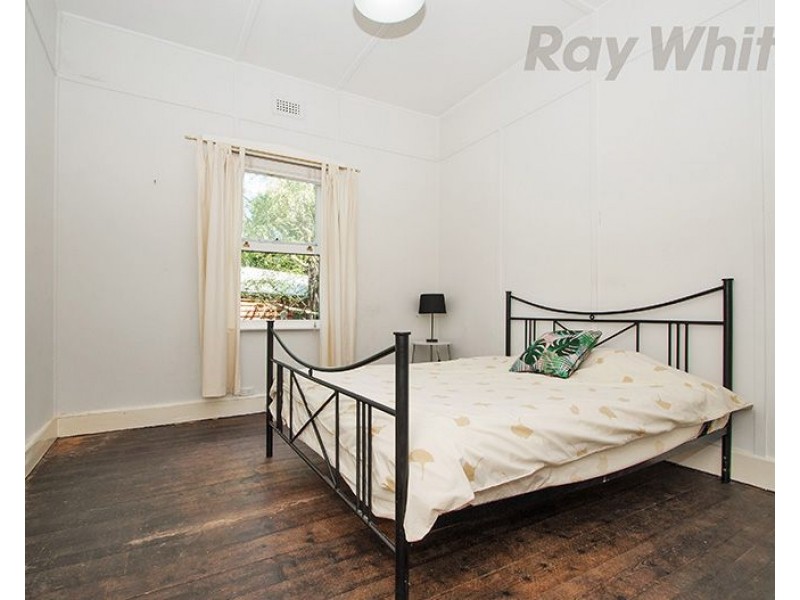 3 WARRIEN Road, Croydon North VIC 3136