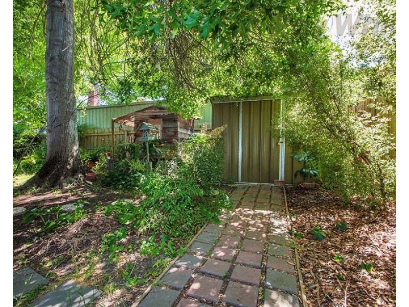 3 WARRIEN Road, Croydon North VIC 3136