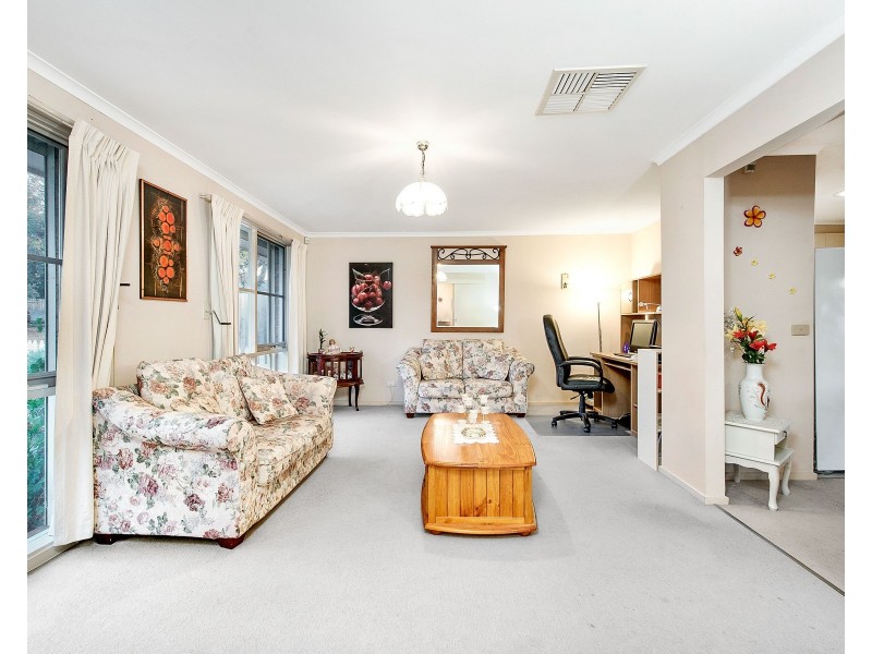 17 Maggs Street, Croydon VIC 3136