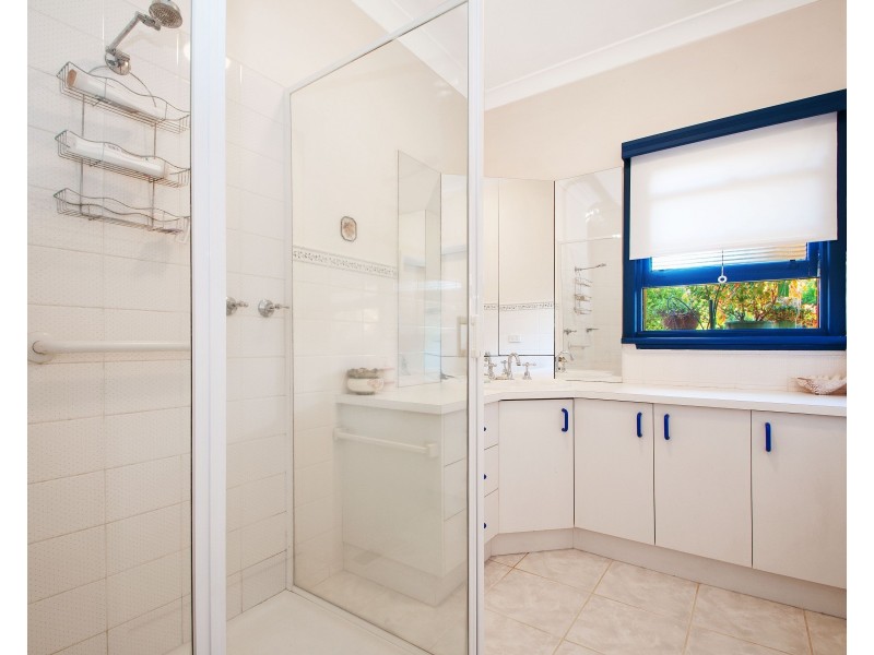 25 Victoria Road, Chirnside Park VIC 3116