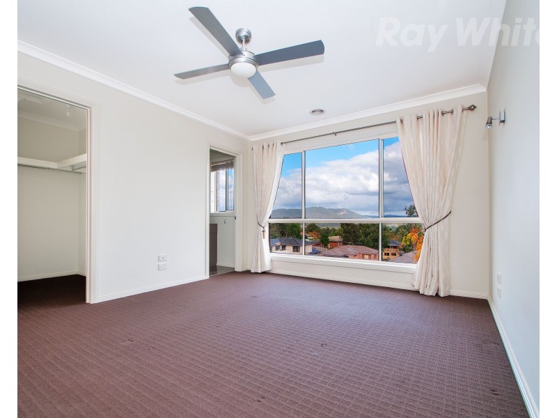 14 HUNTLY Avenue, Mooroolbark VIC 3138