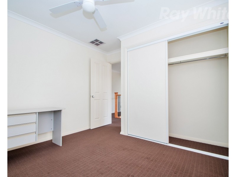 14 HUNTLY Avenue, Mooroolbark VIC 3138