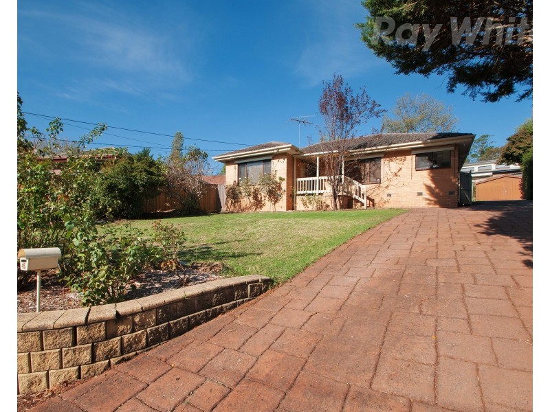 45 CROYDONDALE Drive, Mooroolbark VIC 3138