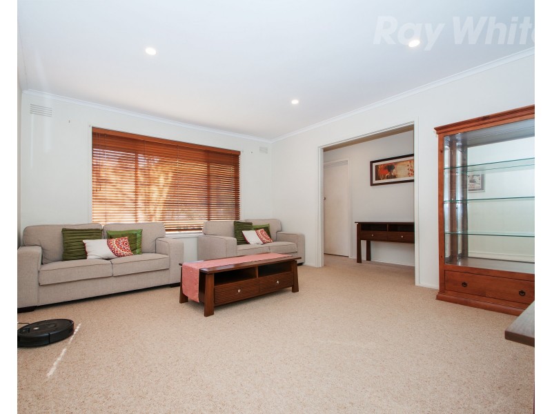 45 CROYDONDALE Drive, Mooroolbark VIC 3138