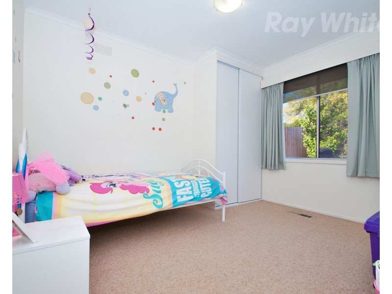 45 CROYDONDALE Drive, Mooroolbark VIC 3138