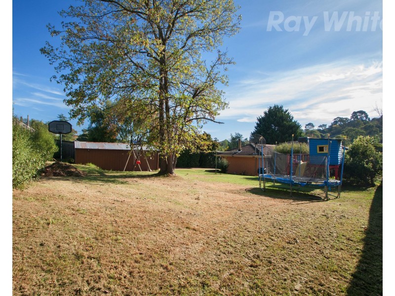 45 CROYDONDALE Drive, Mooroolbark VIC 3138
