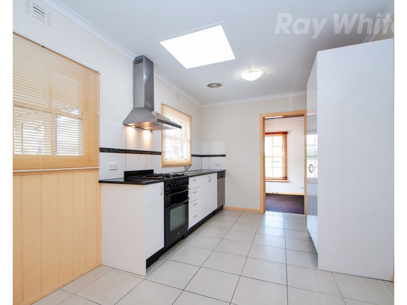 19 Morris Road, Croydon VIC 3136