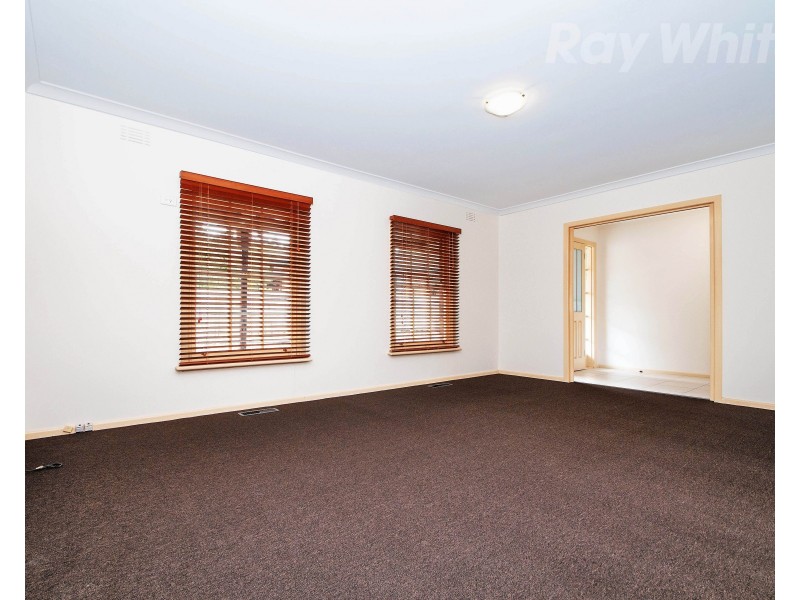 19 Morris Road, Croydon VIC 3136
