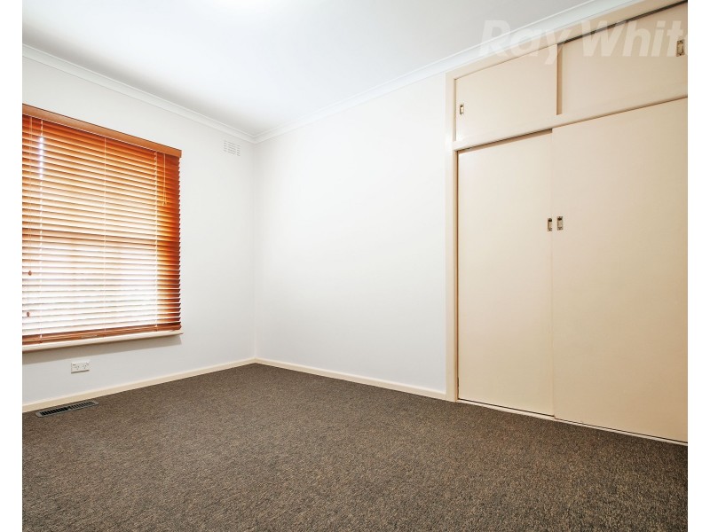 19 Morris Road, Croydon VIC 3136