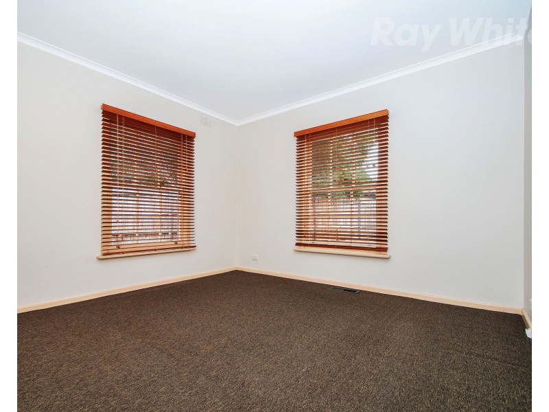 19 Morris Road, Croydon VIC 3136