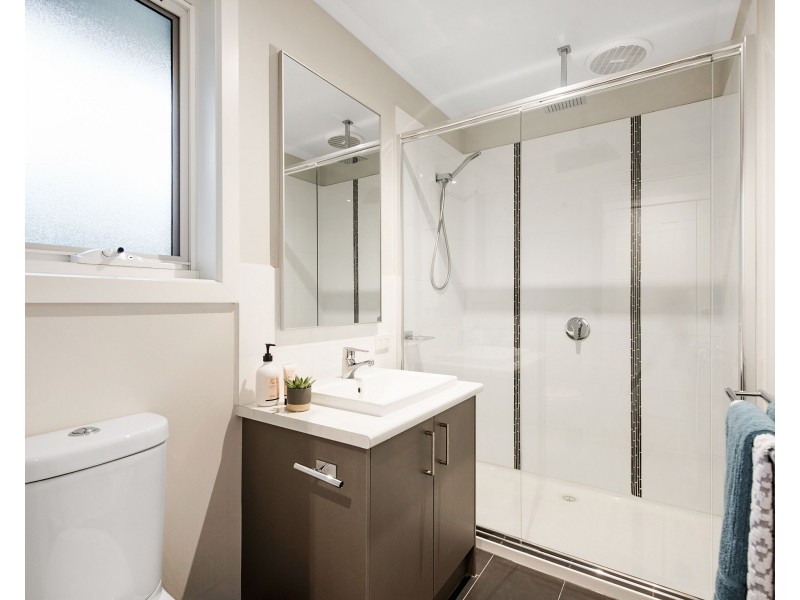 22A Russell Avenue, Mooroolbark VIC 3138