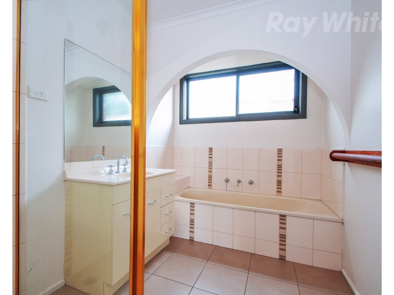 3 CELESTE Court, Chirnside Park VIC 3116