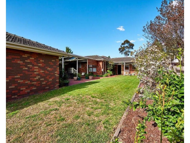 47 MOUNT VIEW Parade, Croydon VIC 3136
