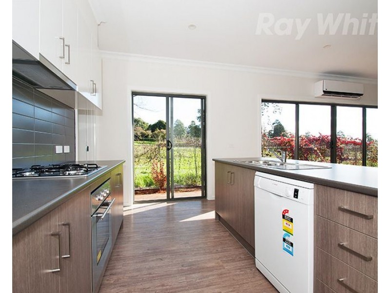 27A HUNTINGDALE Drive, Chirnside Park VIC 3116