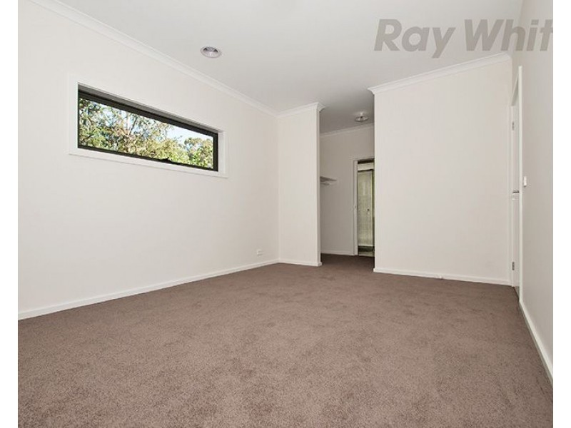 27A HUNTINGDALE Drive, Chirnside Park VIC 3116