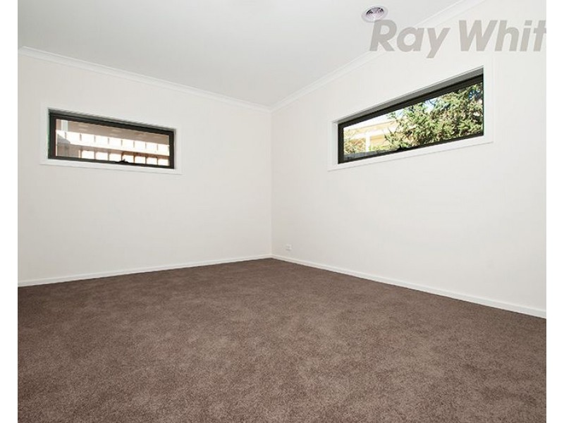 27A HUNTINGDALE Drive, Chirnside Park VIC 3116