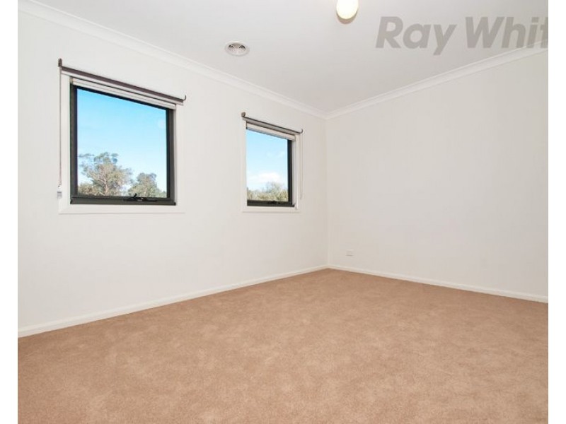 30 BENNISON Street, Croydon VIC 3136