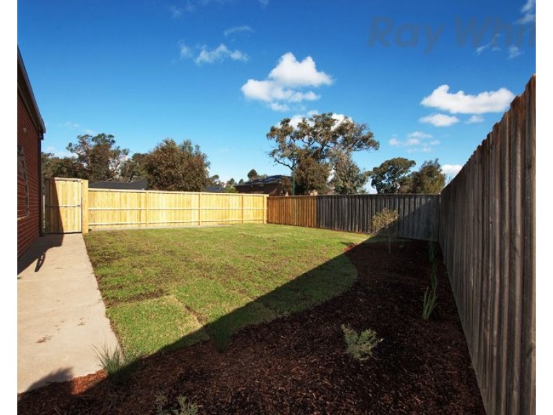 30 BENNISON Street, Croydon VIC 3136