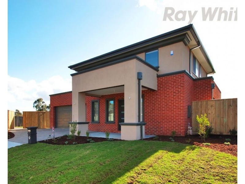 30 BENNISON Street, Croydon VIC 3136