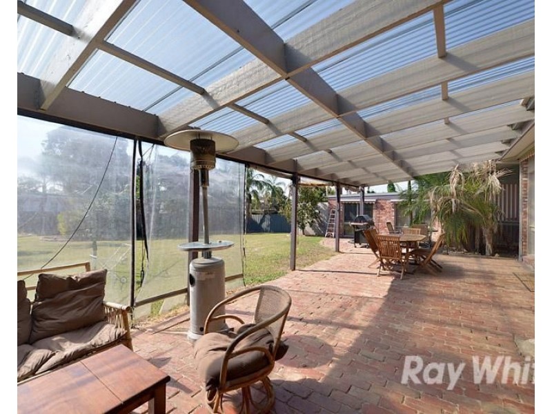 5 HENRY Road, Wantirna South VIC 3152