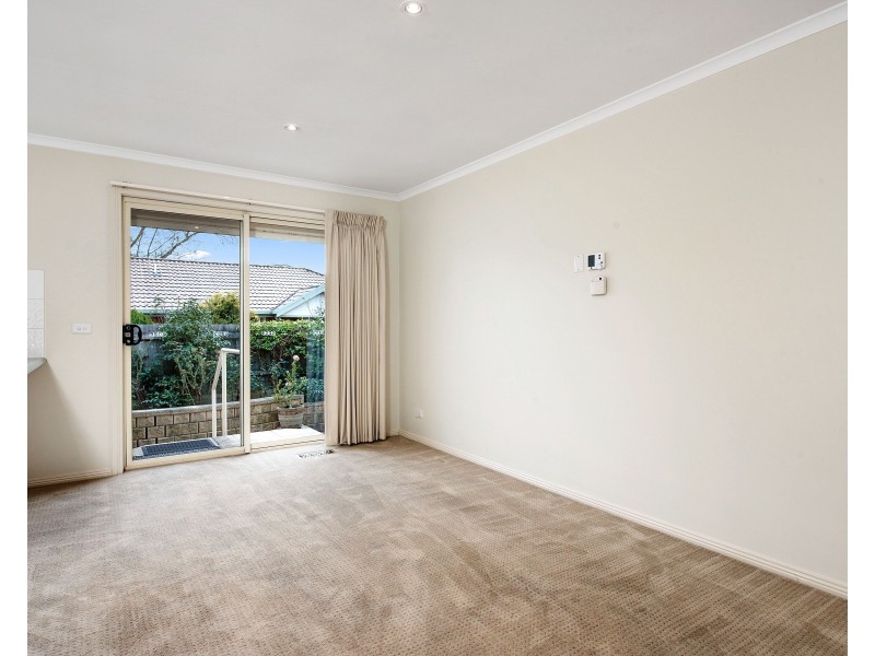 2/464 Mount Dandenong Road, Kilsyth VIC 3137